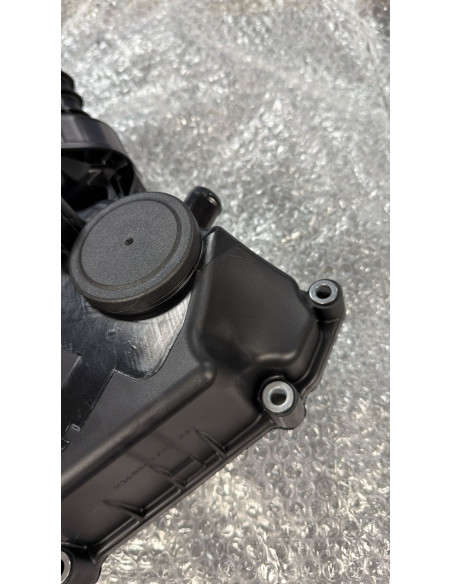 30757730 Volvo Eļļas filtrs ar korpusu VOLVO S40 II, S60 II 2.0D, 2.4D 04.10-05.18